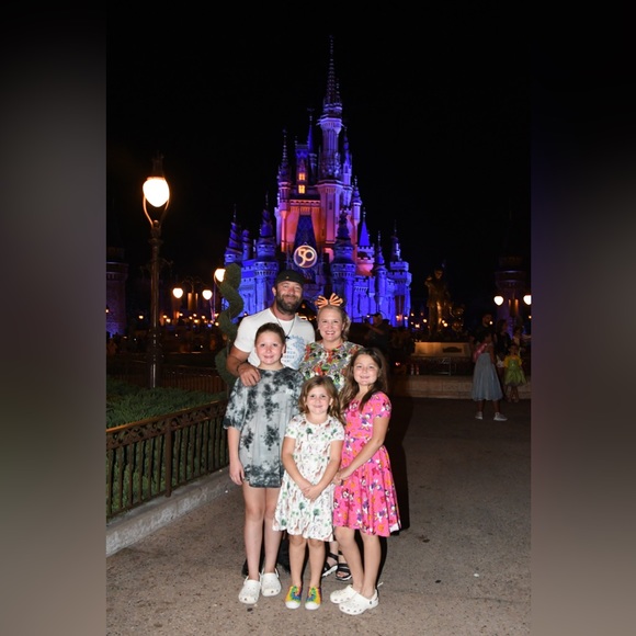 Meet your Posher, Ashley - Picture 2 of 4